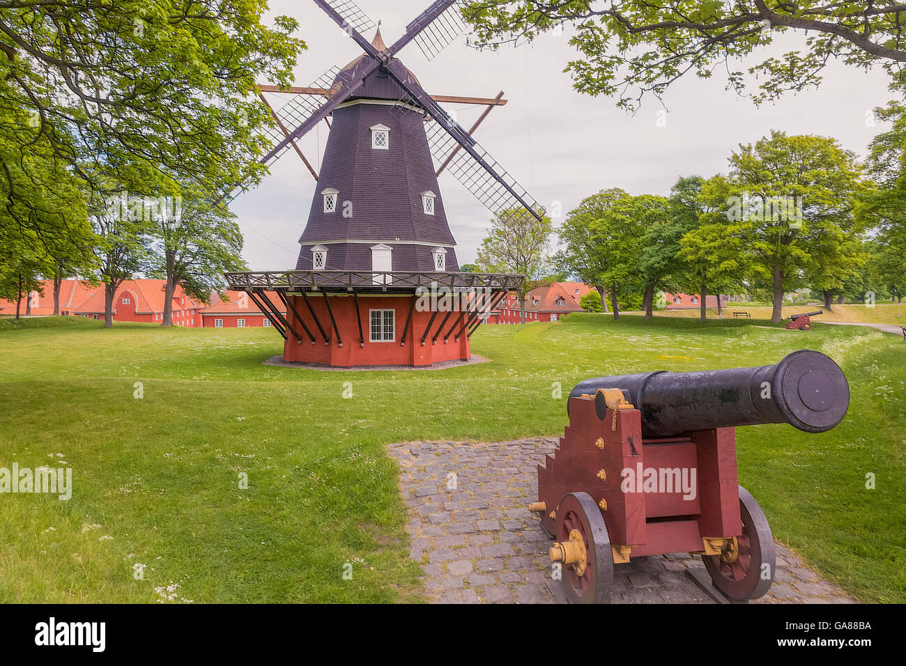 Moulin et de Canon à la Forteresse de Kastellet Copenhagen Danemark Banque D'Images