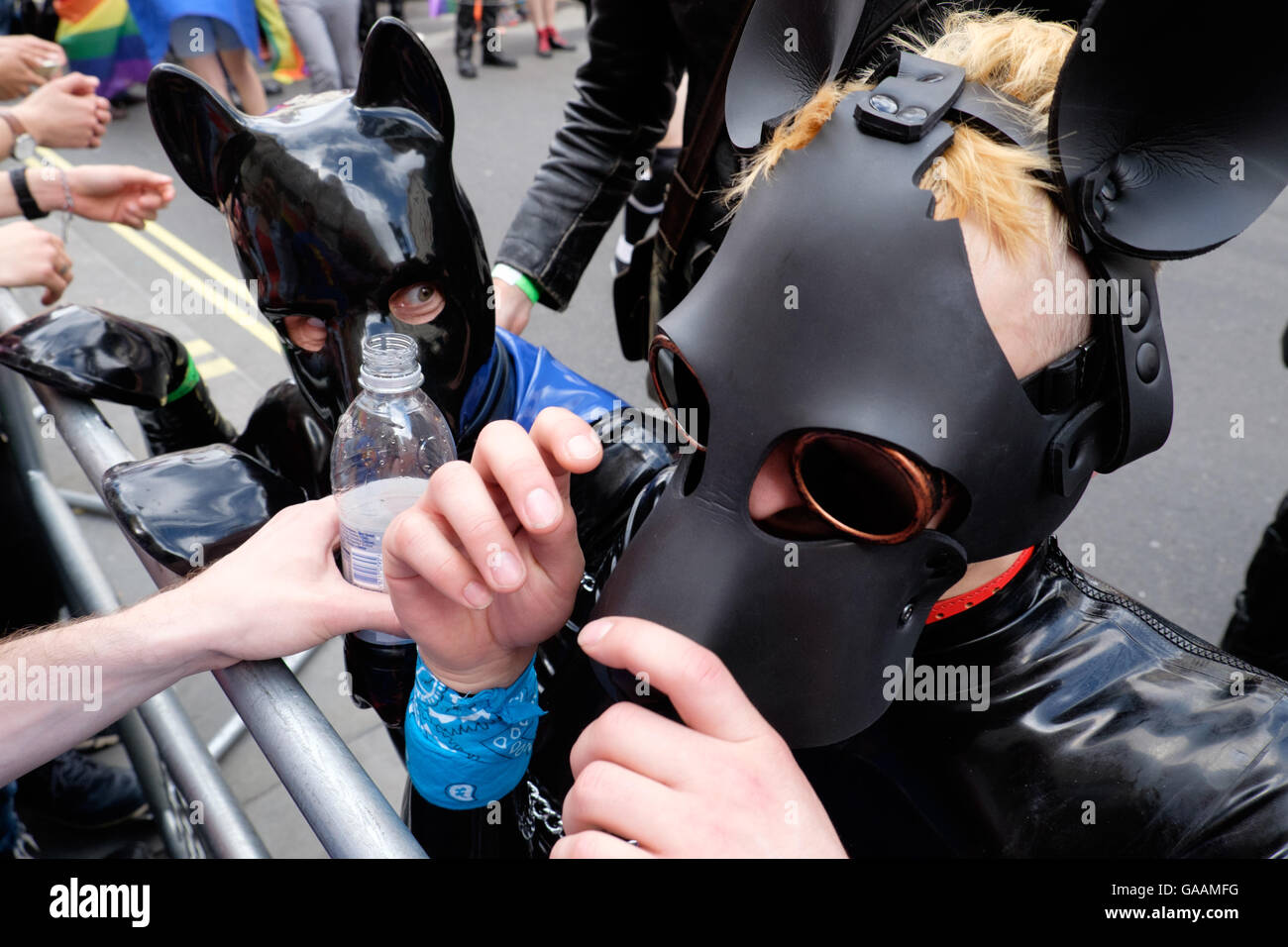 Londres, Royaume-Uni. Image de la parade dans le centre de Londres pour célébrer la fierté 2016. Banque D'Images