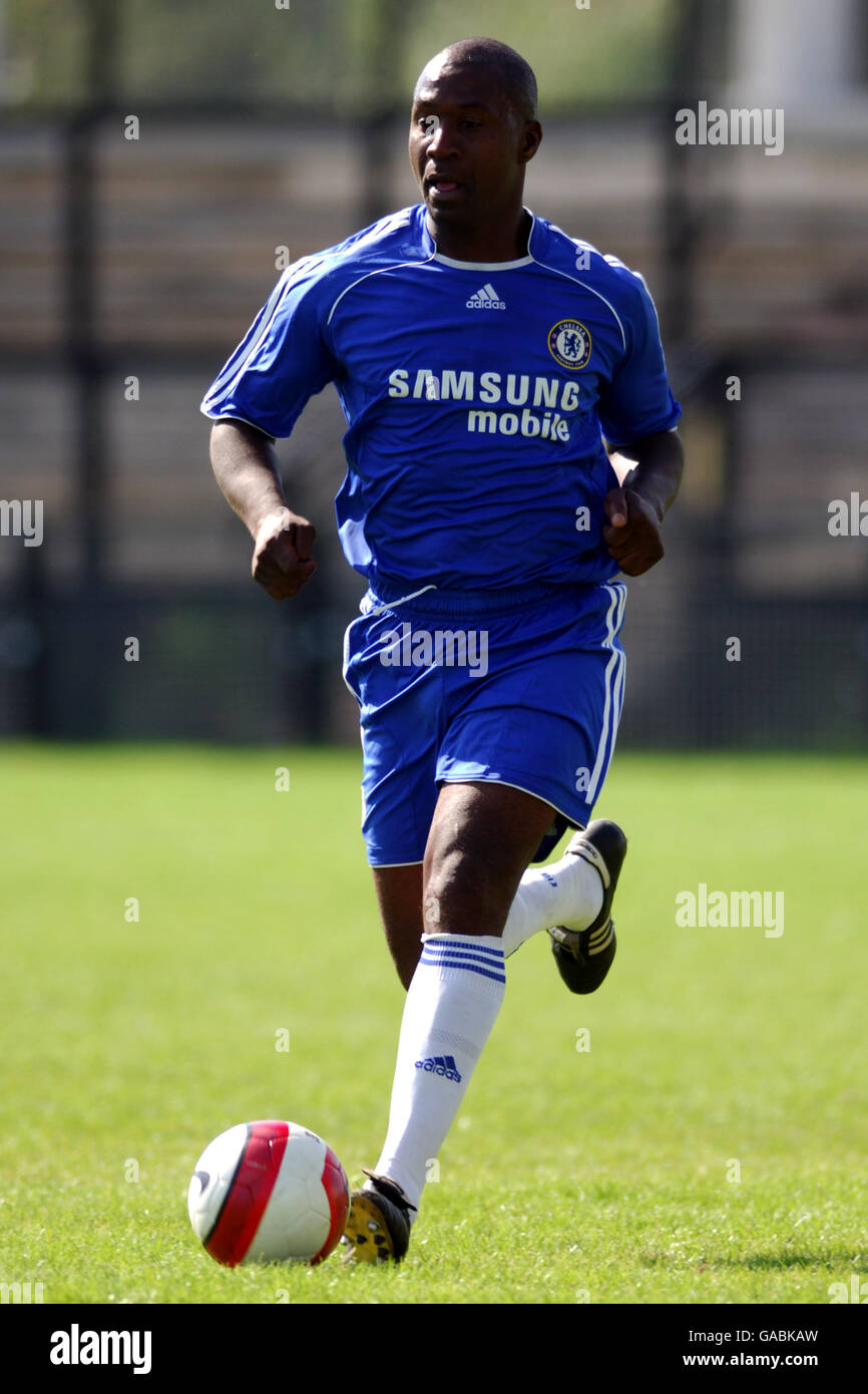 Football - Chelsea Old Boys v West Ham United Team of '86 - The Hub. Keith Dublin, Chelsea Banque D'Images