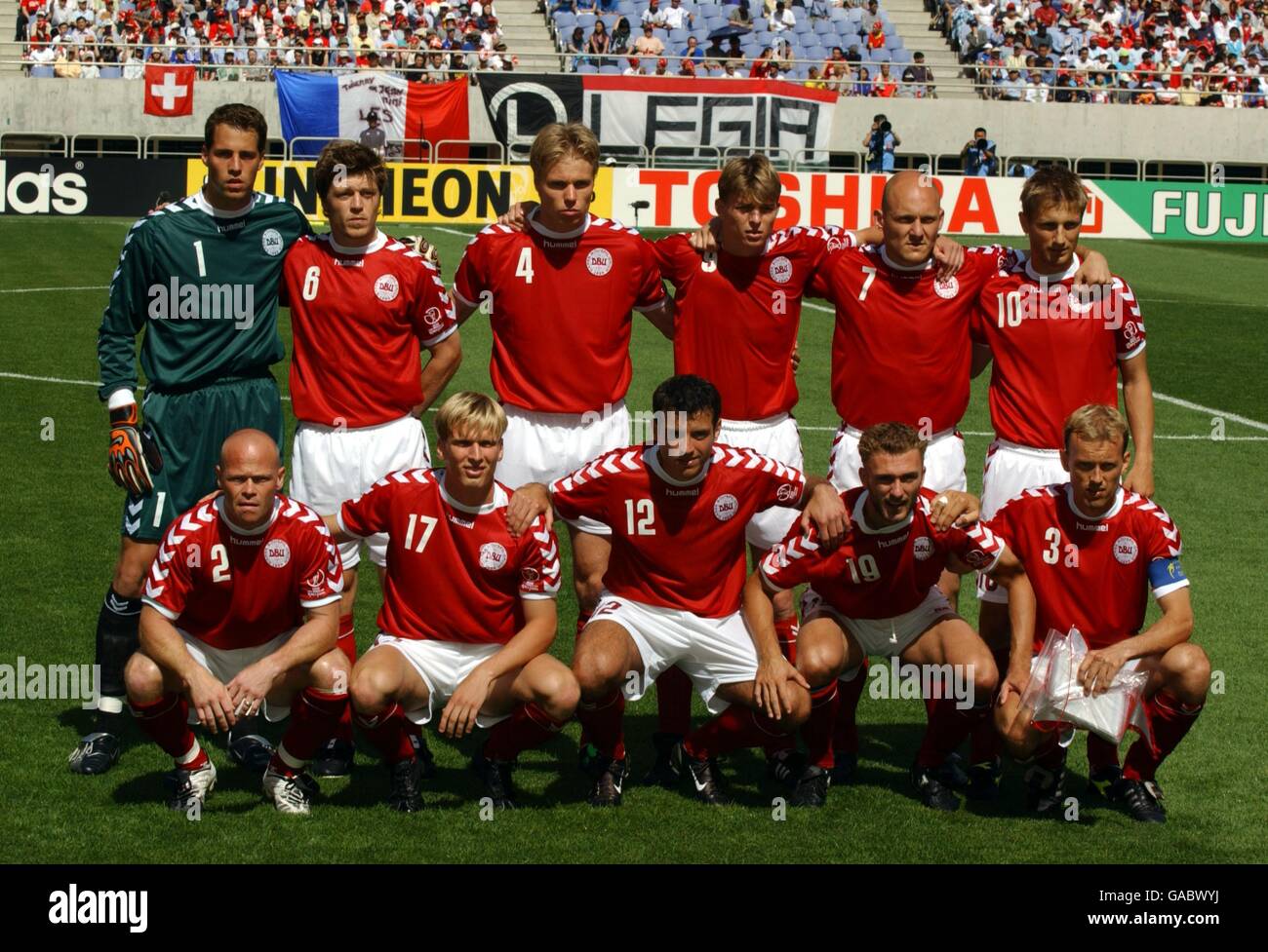 Football - coupe du monde de la FIFA 2002 - Groupe A - Danemark / France. Groupe d'équipe du Danemark Banque D'Images