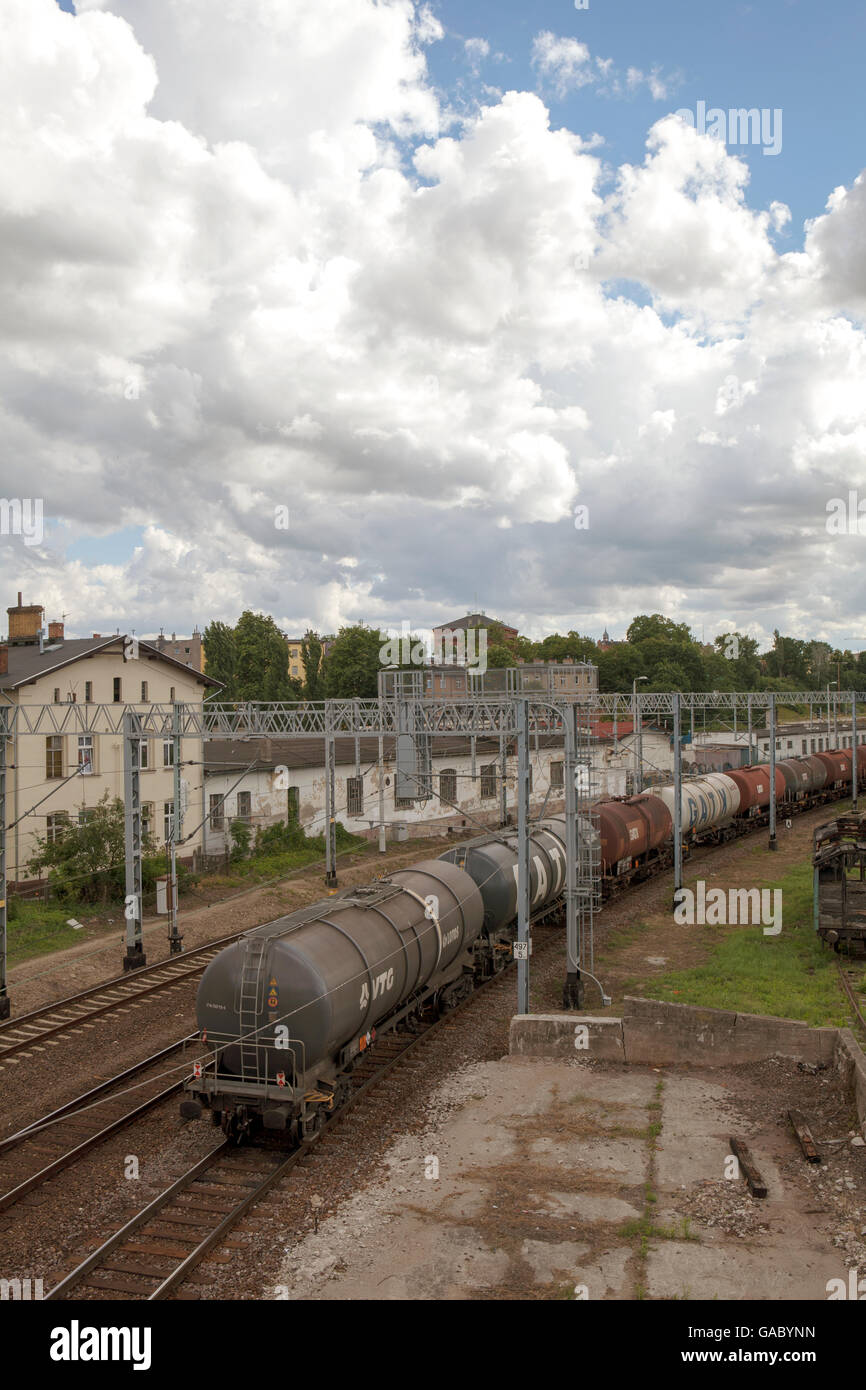 Un train transportant du gaz dans la région de Gdynia, Pologne Banque D'Images