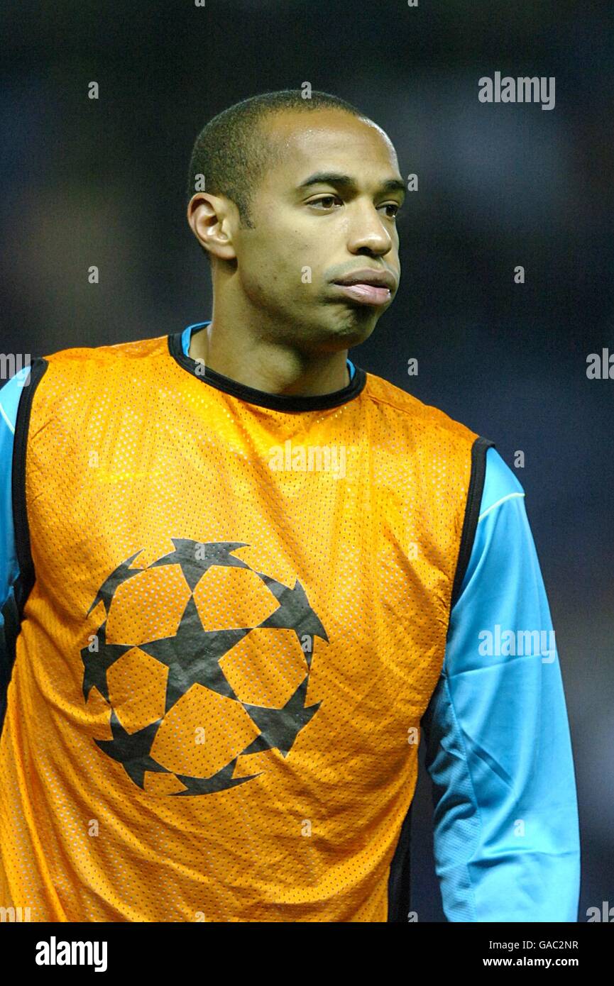Football - Ligue des champions de l'UEFA - Groupe E - Rangers / Barcelone - Stade Ibrox. Thierry Henry, Barcelone Banque D'Images