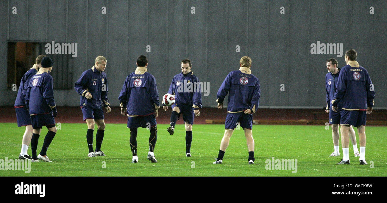 Soccer - Championnat d'Europe UEFA 2008 Qualifications - Groupe B - Géorgie v Ecosse Ecosse - Session de formation - Boris Paicha... Banque D'Images