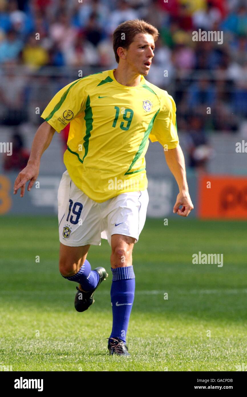 Football - coupe du monde de la FIFA 2002 - Groupe C - Costa Rica /  Brésil.Juninho, Brésil Photo Stock - Alamy