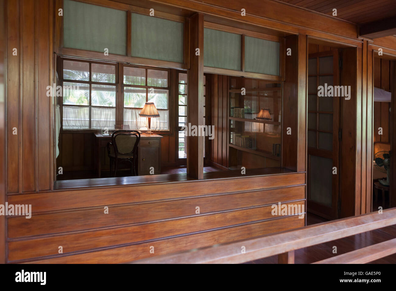 Ho Chi Minh's maison sur pilotis (Nha san Bac Ho) dans le Palais Présidentiel Site historique, Hanoi, Viet Nam Banque D'Images