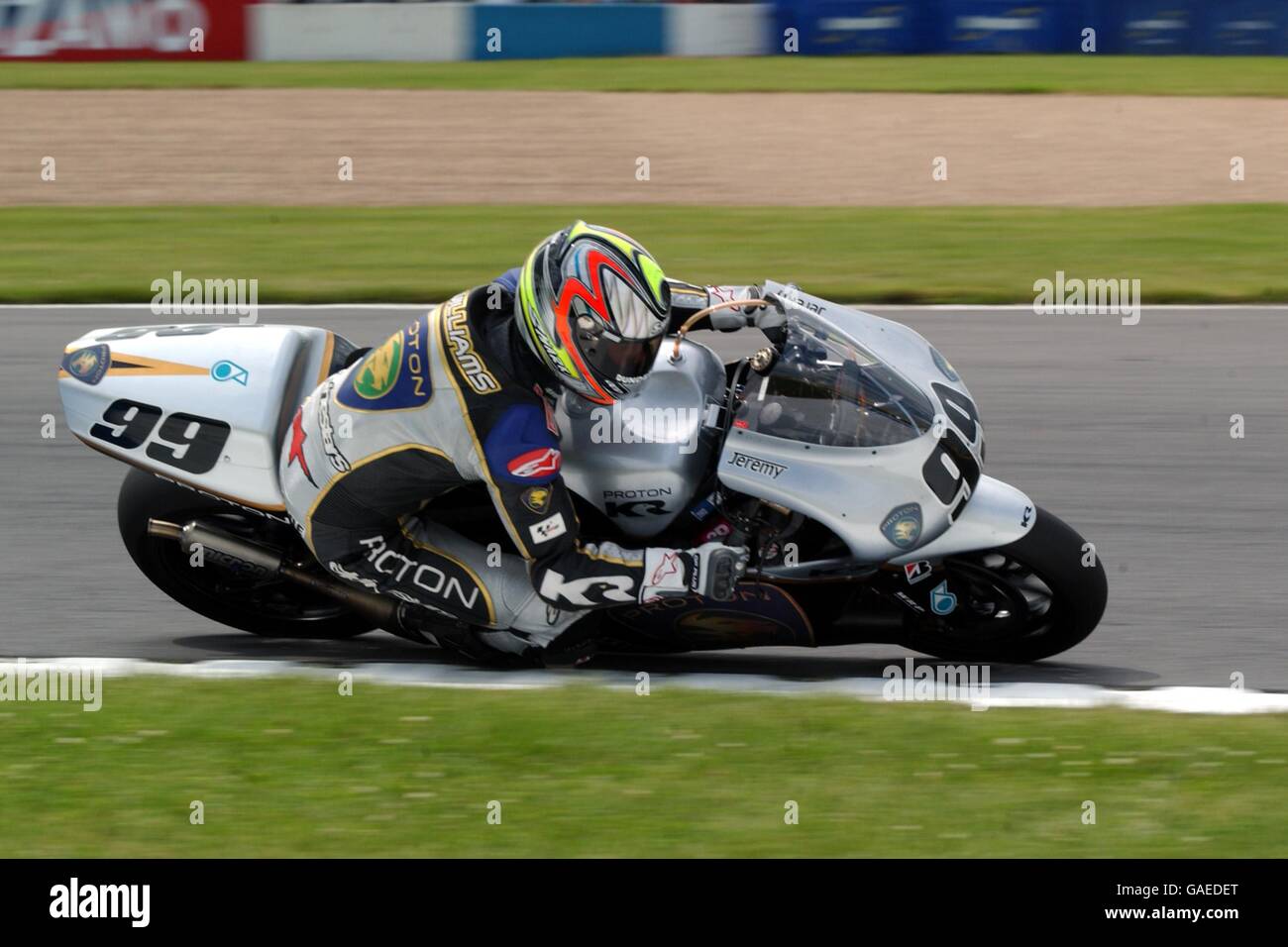 Motocyclisme - British Superbike - Grand Prix de Grande-Bretagne.Jeremy McWilliams lors des qualifications pour la course moto GP Banque D'Images