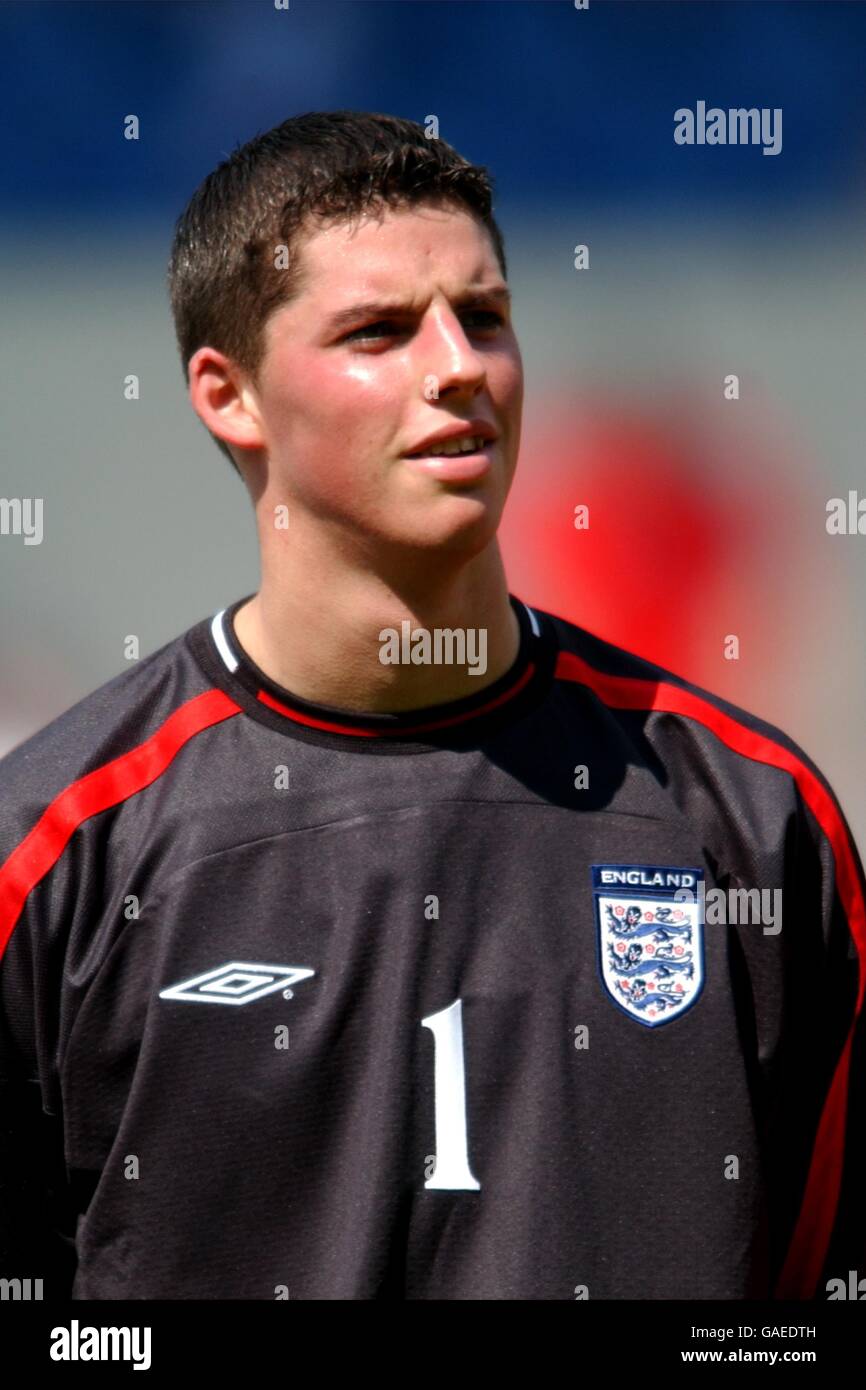 International Soccer - Tournoi des moins de 17 ans - Angleterre / Brésil. Michael Jordan, gardien de but de l'Angleterre Banque D'Images