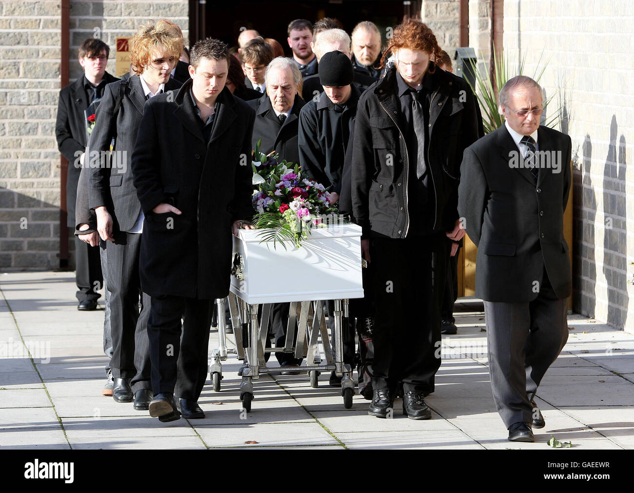 Funérailles de femme à coups à mort en park Banque D'Images