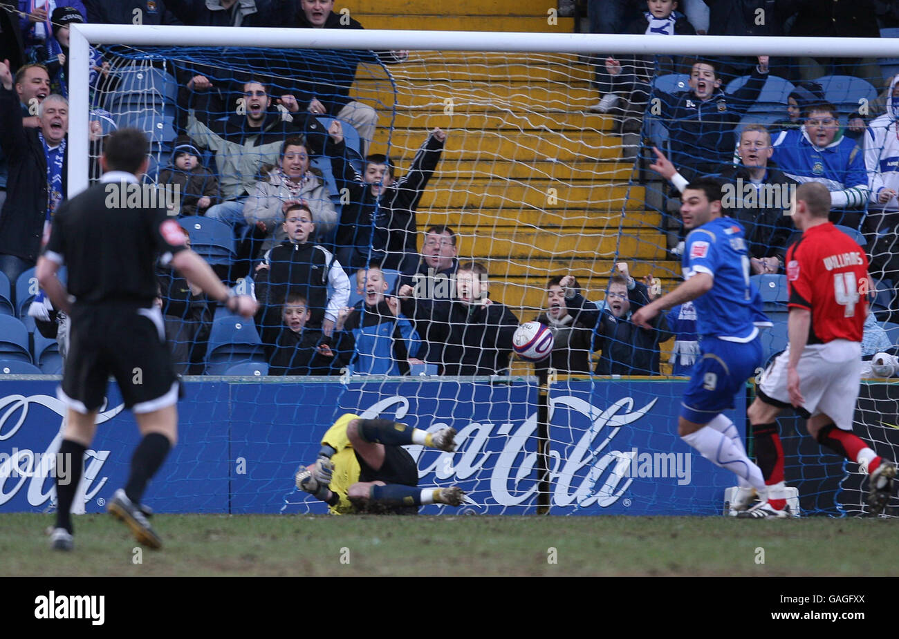 Soccer - Coca-Cola Football League deux - Stockport County v Accrington Stanley - Edgeley Park Banque D'Images