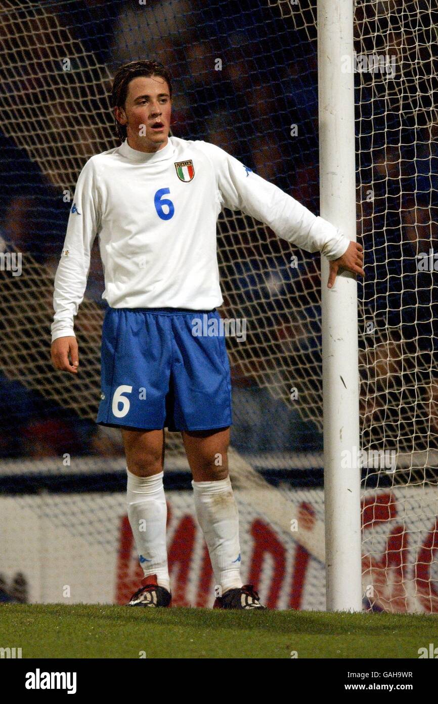 Soccer - Championnats d'Europe des moins de 21 Qualificatif 2004 - Groupe 9 - Pays de Galles v Italie Banque D'Images