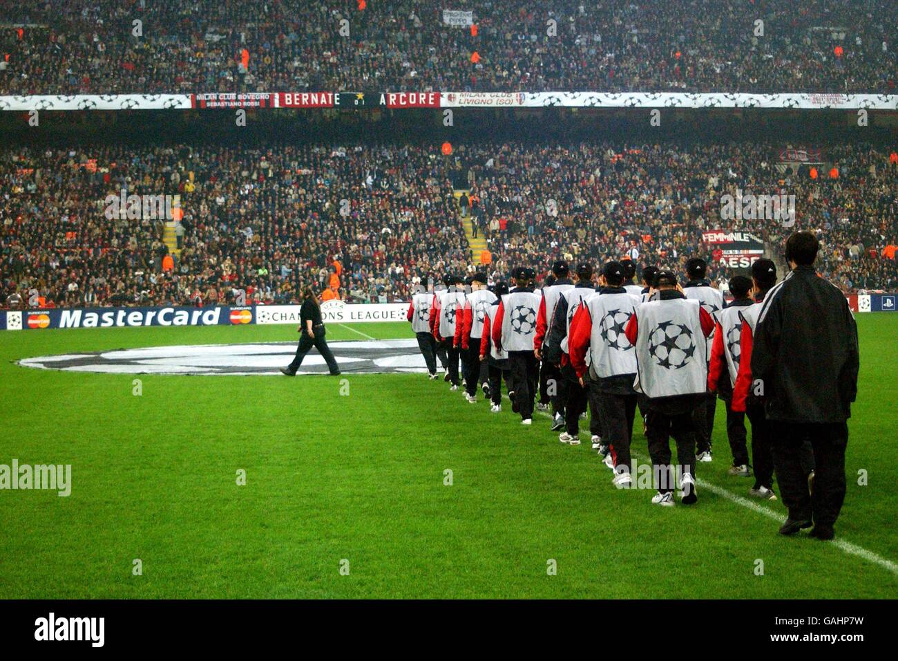 Football - Ligue des Champions - Groupe G - AC Milan v Bayern Munich Banque D'Images