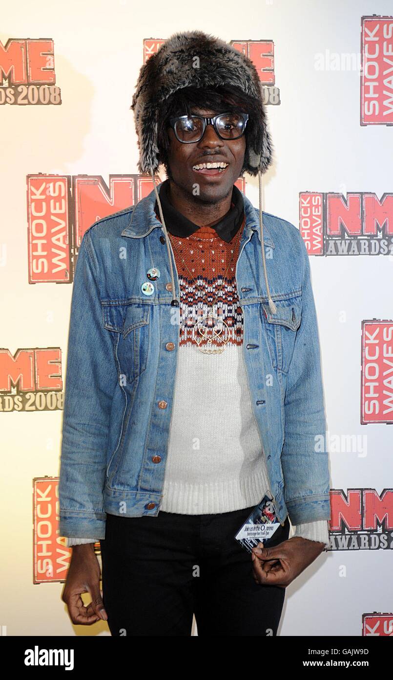 Dev Hynes de Lightspeed Champion arrive pour les Shockwaves NME Awards 2008 à l'O2 Arena, Millennium Way, Greenwich, SE10. Banque D'Images