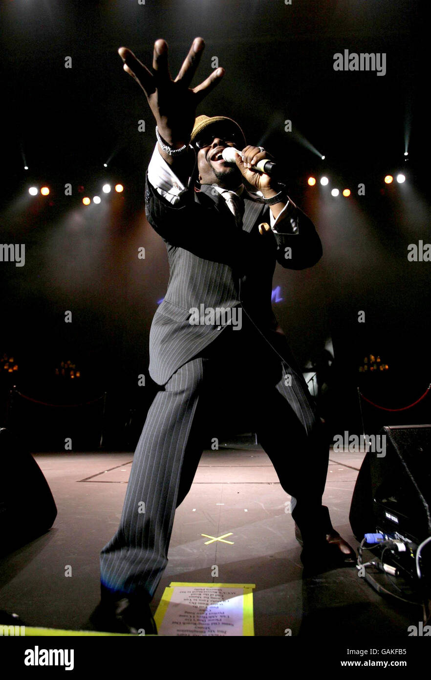 Boyz II hommes en concert - Londres.Boyz II des hommes se exécutant au Hammersmith Apollo dans l'ouest de Londres. Banque D'Images