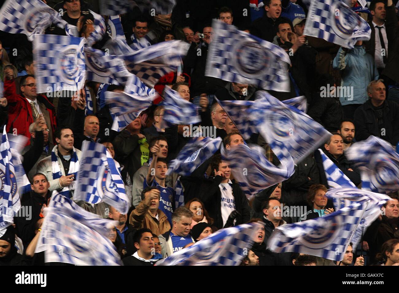 Football - Ligue des Champions - premier Round Knockout - Deuxième étape - Chelsea v Olympiakos - Stamford Bridge Banque D'Images