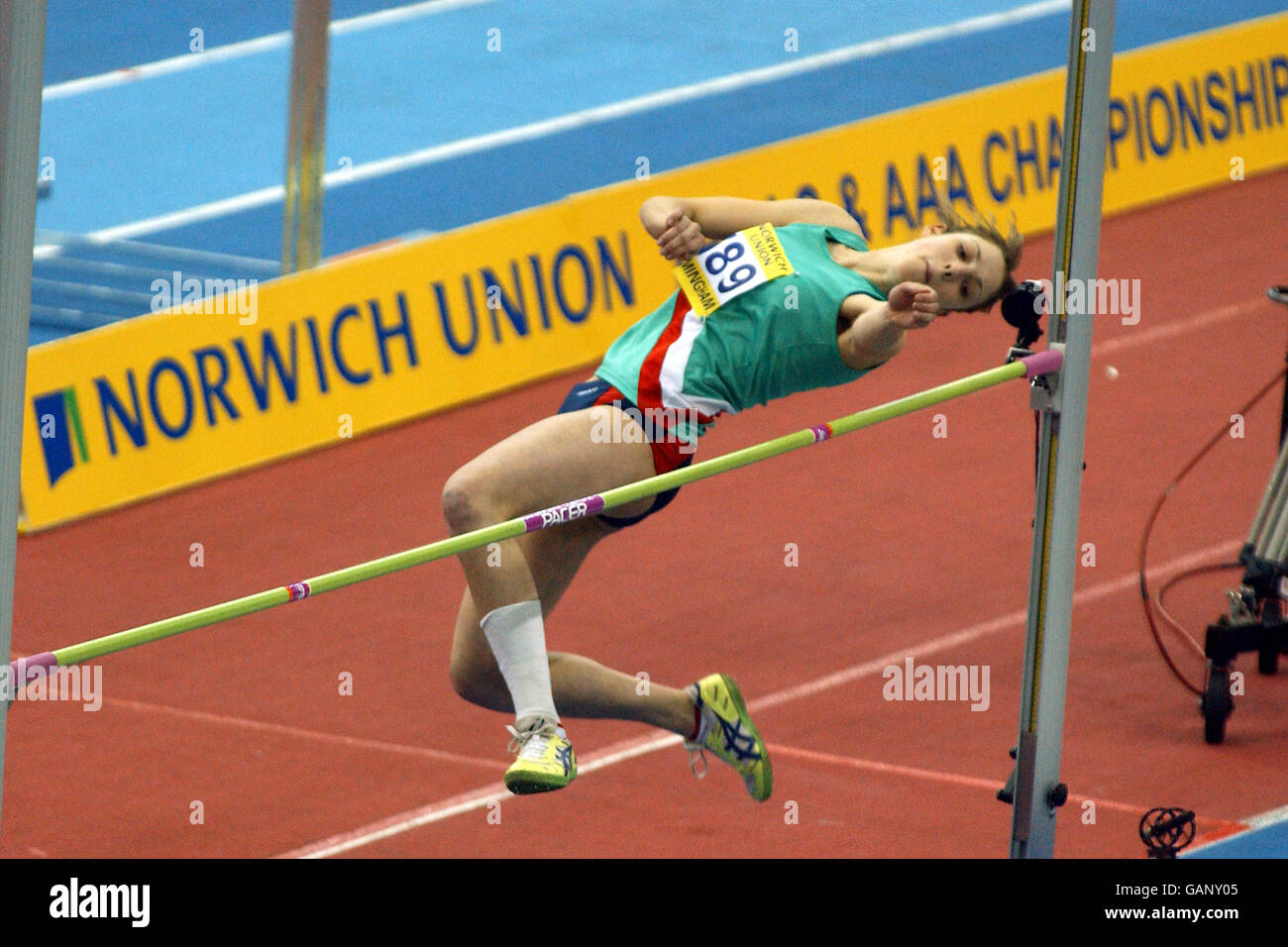 Athlétisme - Norwich Union World Indoor Trials & AAAS Championships - Birmingham.Emma Perkins, de Worthing, en action pendant le saut en hauteur des femmes Banque D'Images