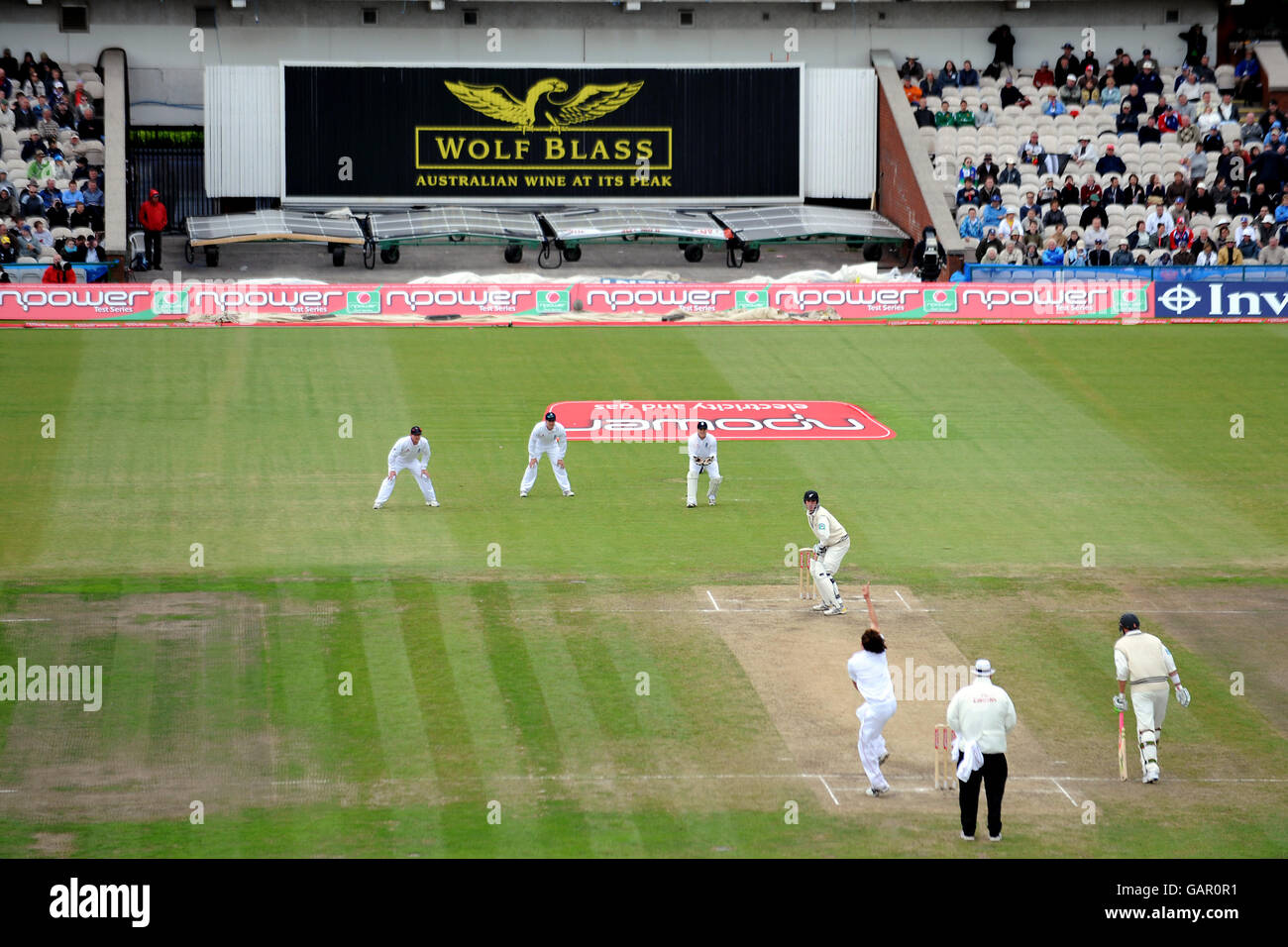 Cricket - Deuxième npower Test Match - Jour trois - Angleterre v Nouvelle-zélande - Old Trafford Banque D'Images