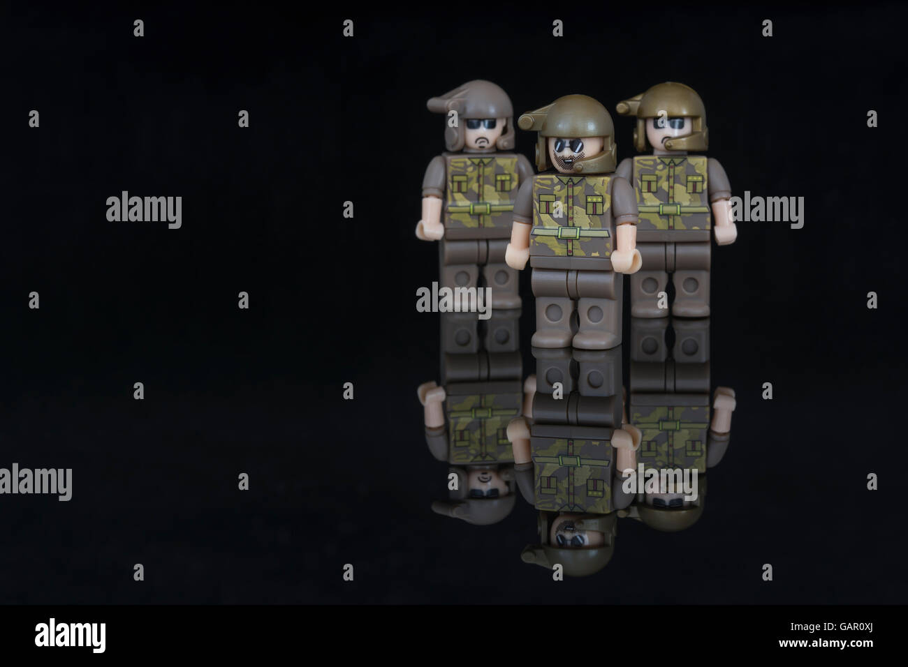 Concept de l'armée européenne, les Forces spéciales / SAS, représentée par les petits soldats de plomb. Aussi comme une métaphore de l'équipe et le leadership. Banque D'Images
