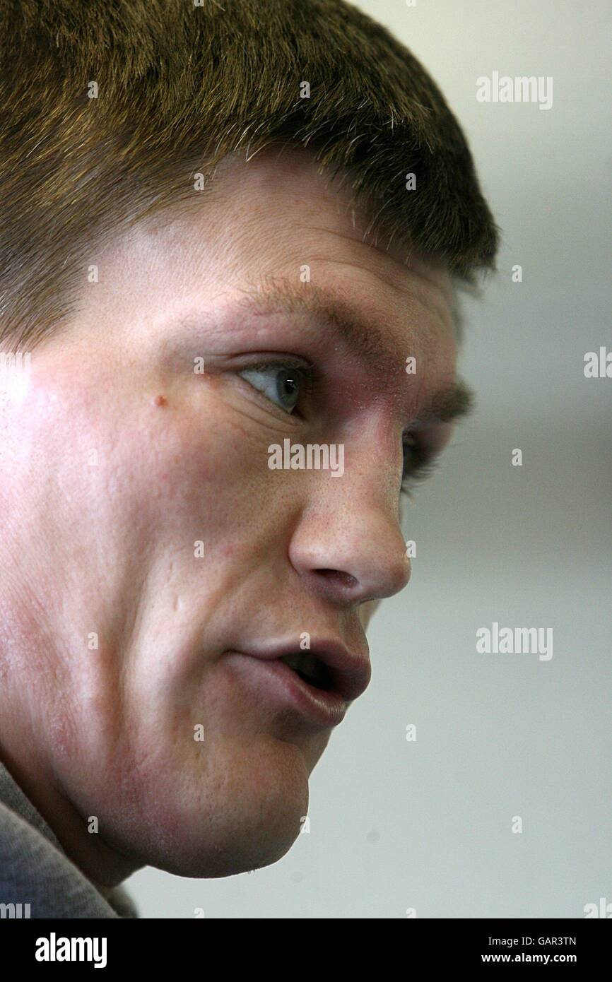 Boxe - Ricky Hatton entraînement média - Betta bodies Gym.Ricky Hatton pendant un entraînement de médias à Betta bodies Gym, Denton, Manchester. Banque D'Images
