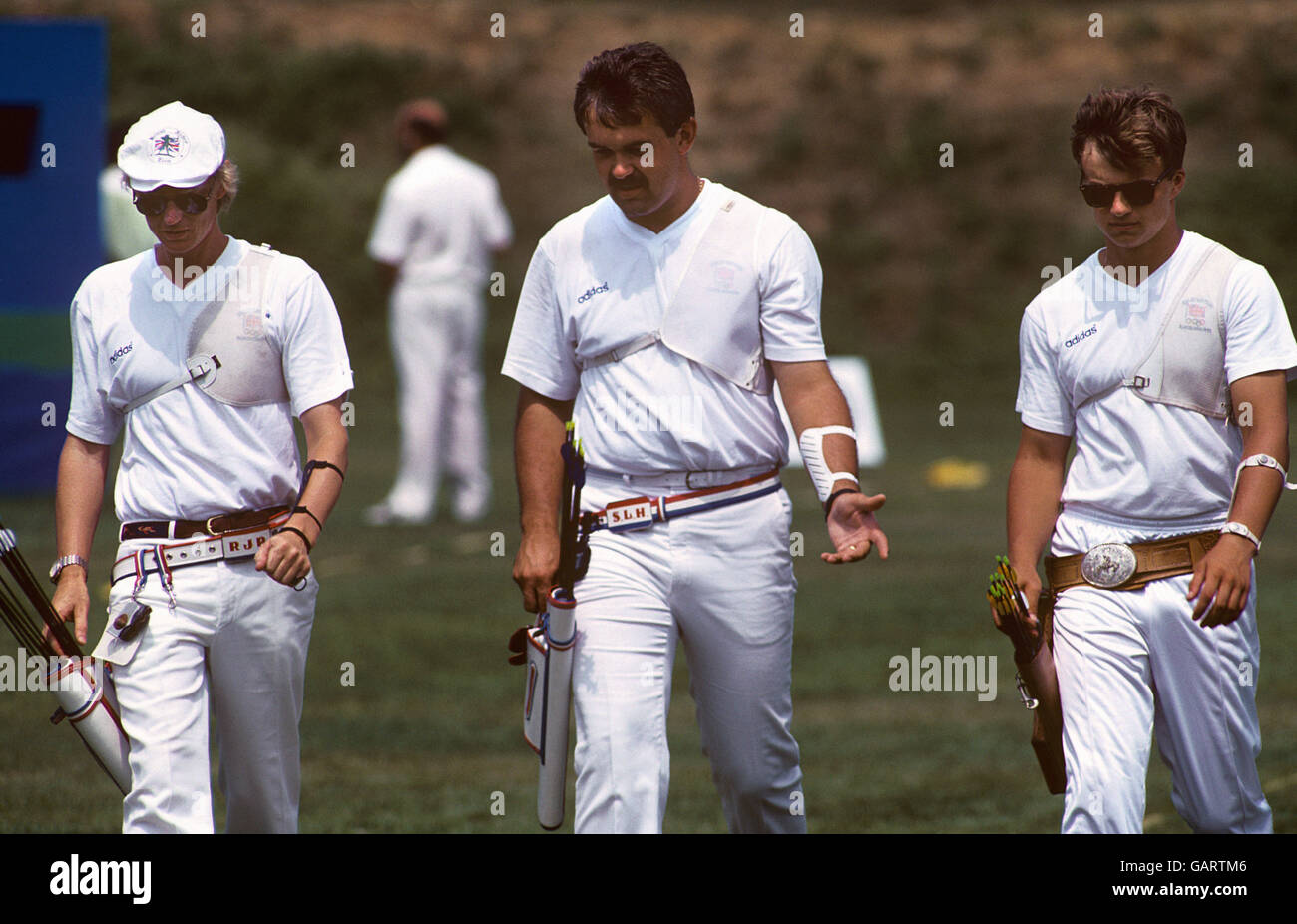Tir à l'arc - Jeux Olympiques de Barcelone 1992.Richard Priestman, Steven Hallard et Simon Terry, qui ont remporté la médaille de bronze de l'équipe de tir à l'arc aux Jeux Olympiques de Barcelone. Banque D'Images