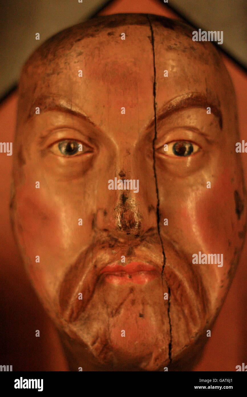 Têtes en bois des rois d'Angleterre à la Tour de Londres Banque D'Images