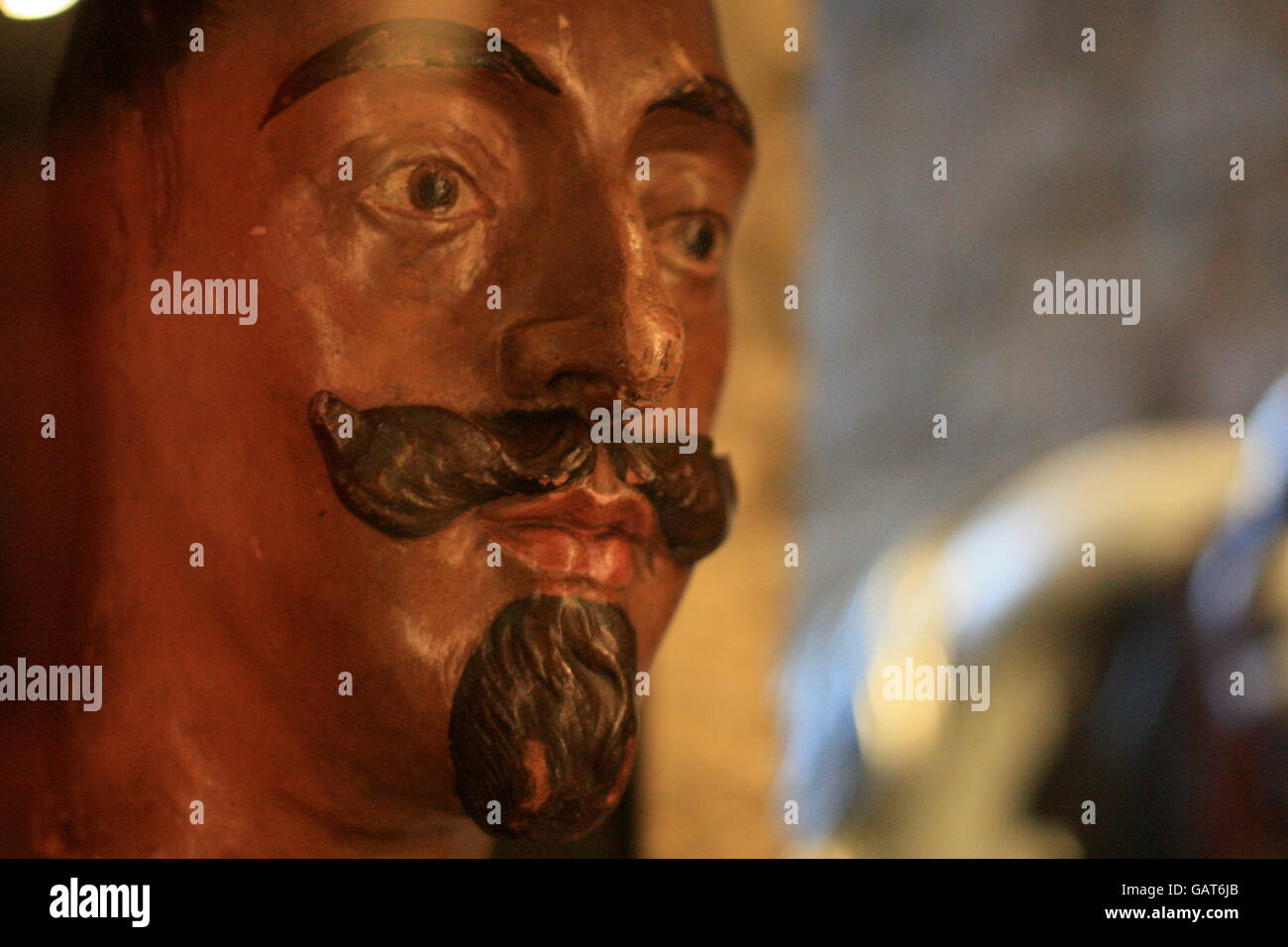 Têtes en bois des rois d'Angleterre à la Tour de Londres Banque D'Images