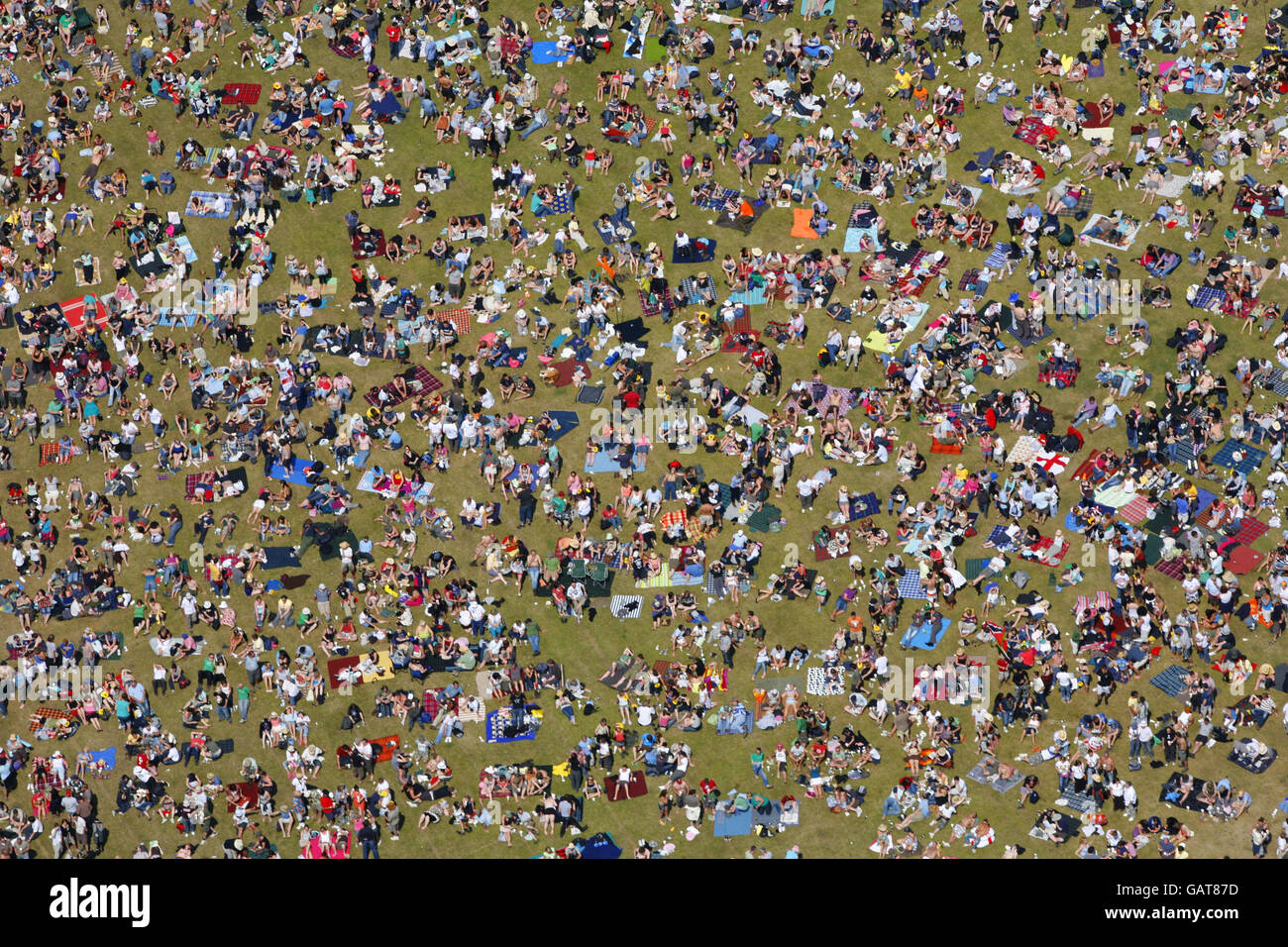 Festival de l'île de Wight 2008 - 2e jour.Une vue aérienne du Festival de l'île de Wight à Newport avec le camping au premier plan. Banque D'Images