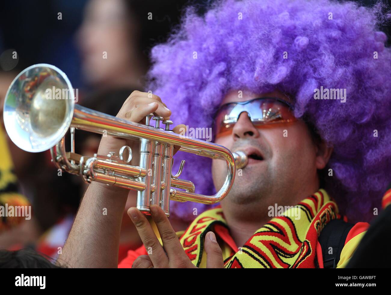 Trumpet at football match Banque de photographies et d'images à haute  résolution - Alamy