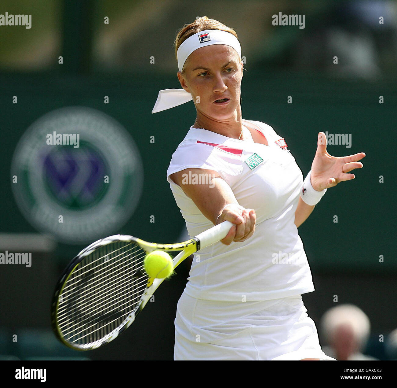 Svetlana Kuznetsova en Russie contre Kateryna Bondarenko en Ukraine lors des championnats de Wimbledon au All England Lawn tennis Club, Wimbledon, Londres. Banque D'Images