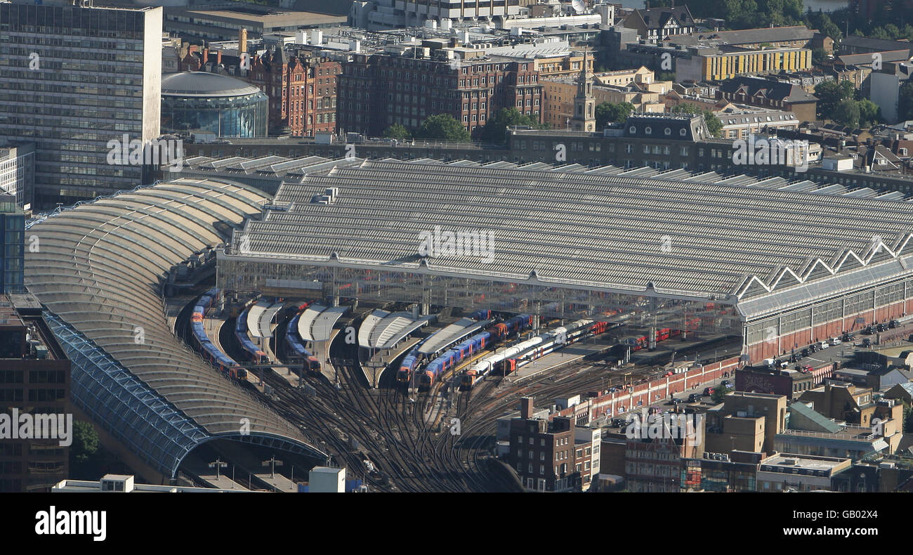 Stock aérien de Londres. Photo aérienne de la gare de Waterloo, Londres. Banque D'Images
