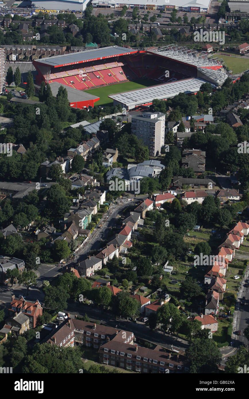 Stock aérien de Londres.Une photo aérienne montre la Valley, le stade du Charlton Athletic football Club, Londres. Banque D'Images