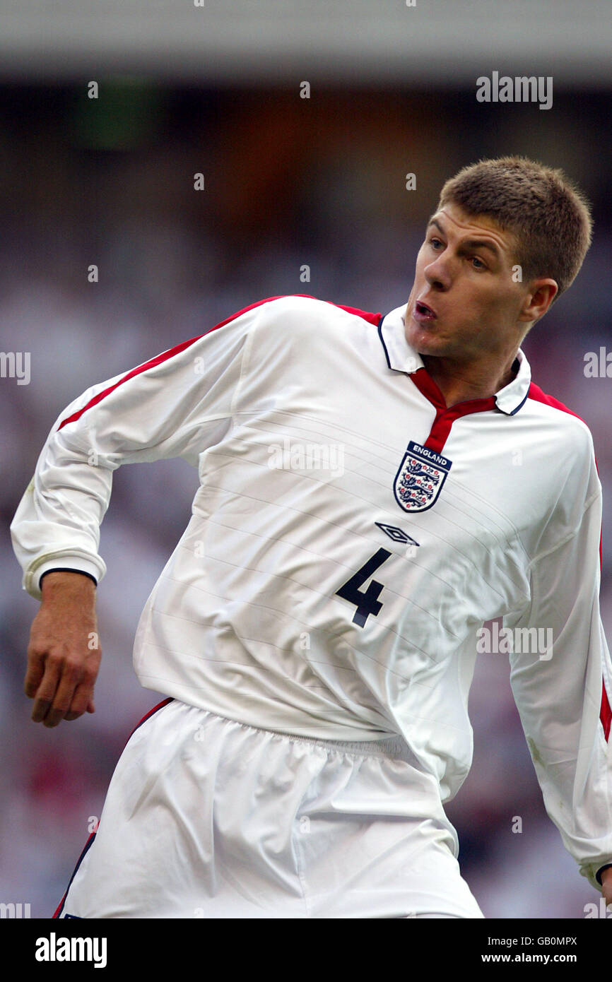 Soccer - Championnat d'Europe 2004 qualificateur - Groupe sept - Angleterre / Slovaquie. Steven Gerrard, Angleterre Banque D'Images