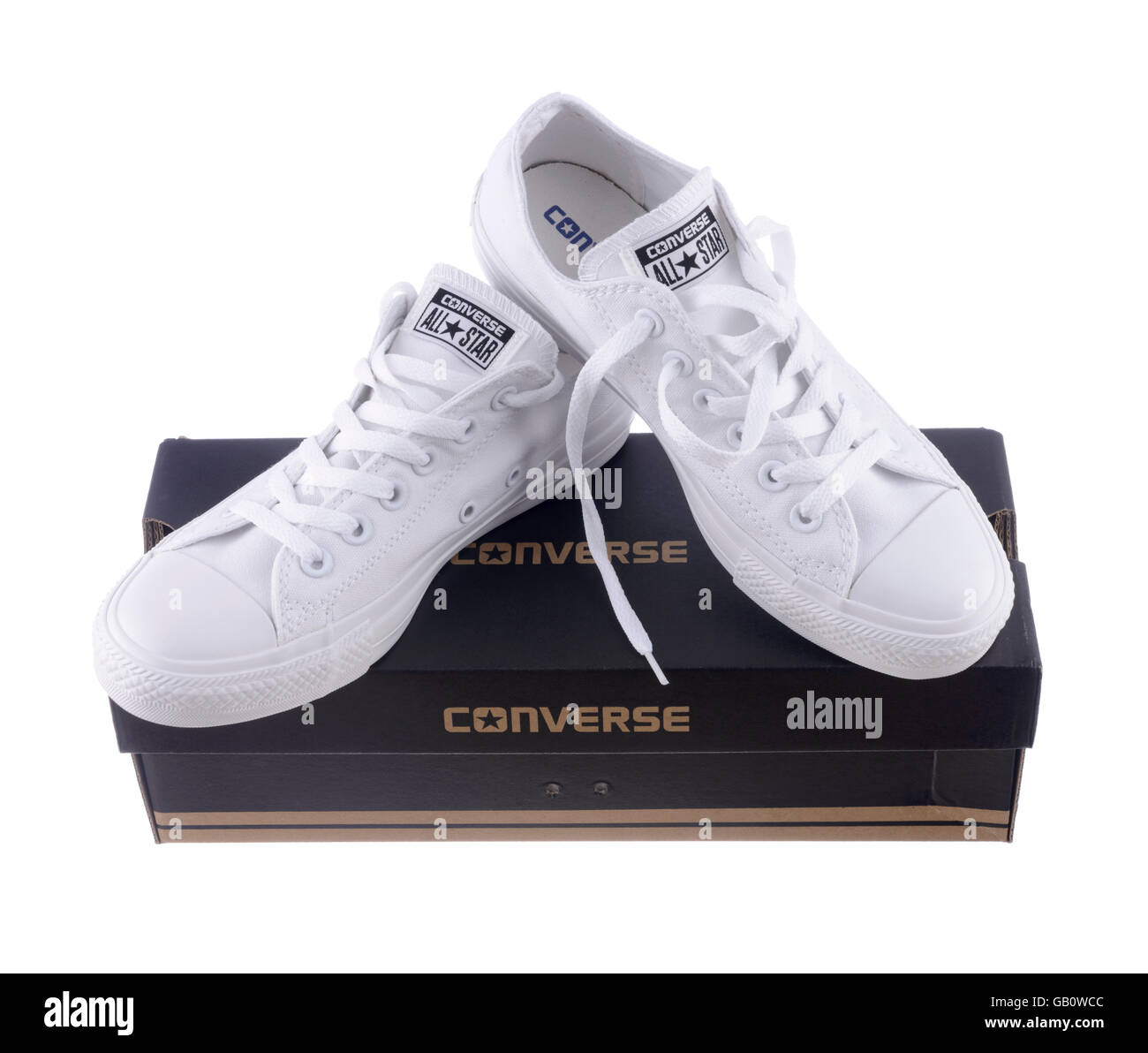 White converse shoes Banque de photographies et d'images à haute résolution  - Alamy