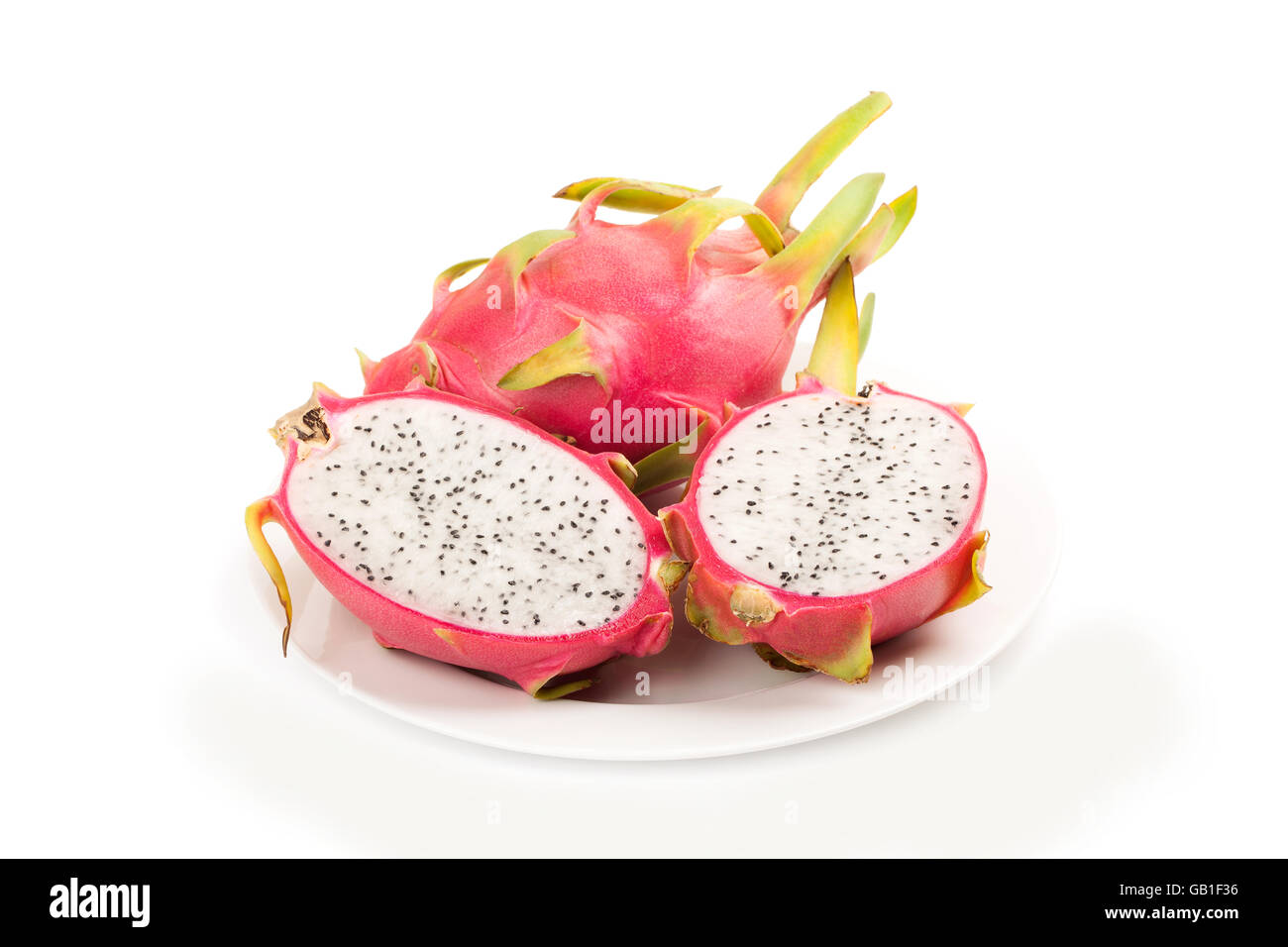 Fruit du dragon ou Pitaya isolé sur fond blanc Banque D'Images