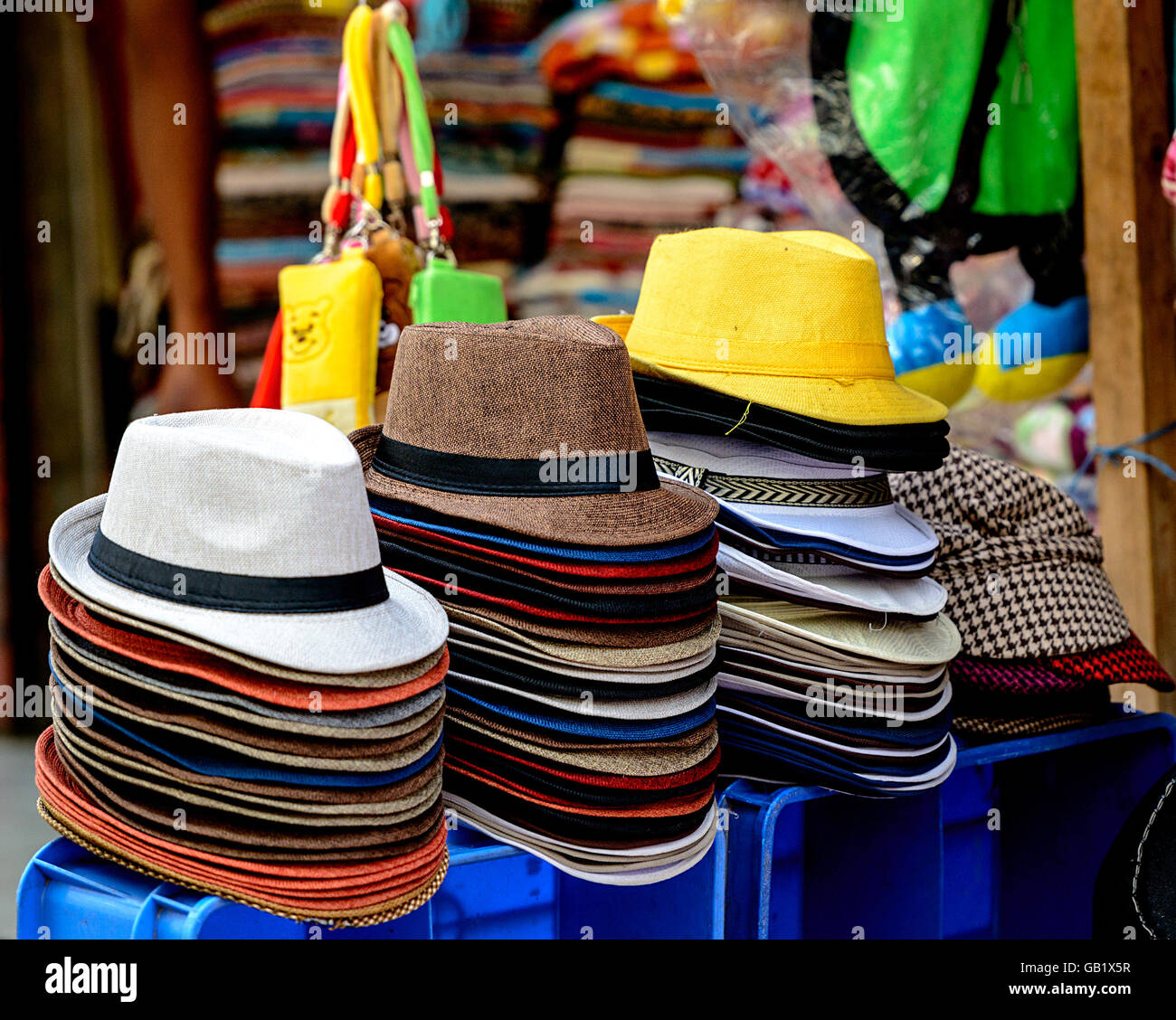 Groupe de chapeaux bruns à vendre Banque de photographies et d'images à  haute résolution - Alamy