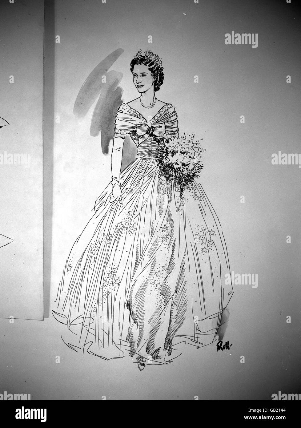 Les robes de la demoiselle d'honneur conçues par Norman Hartnell pour le mariage de la princesse Elizabeth et de Lieut. Phillip Mountbatten RN. C'est une robe diaphane de tulle de soie ivoire. Banque D'Images