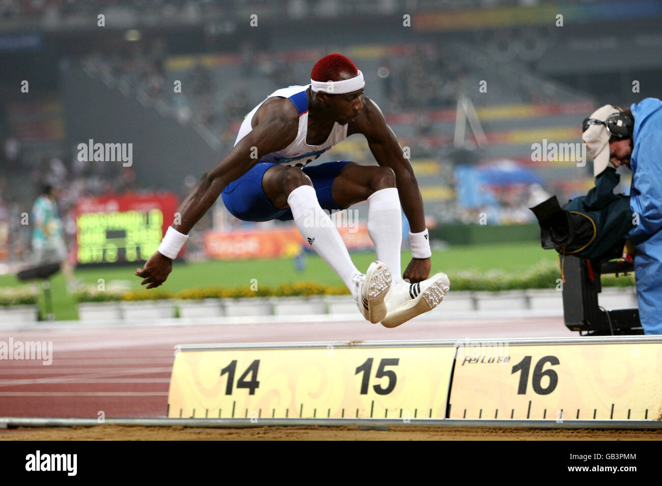 Grande bretagne phillips idowu dans le triple saut masculin Banque de