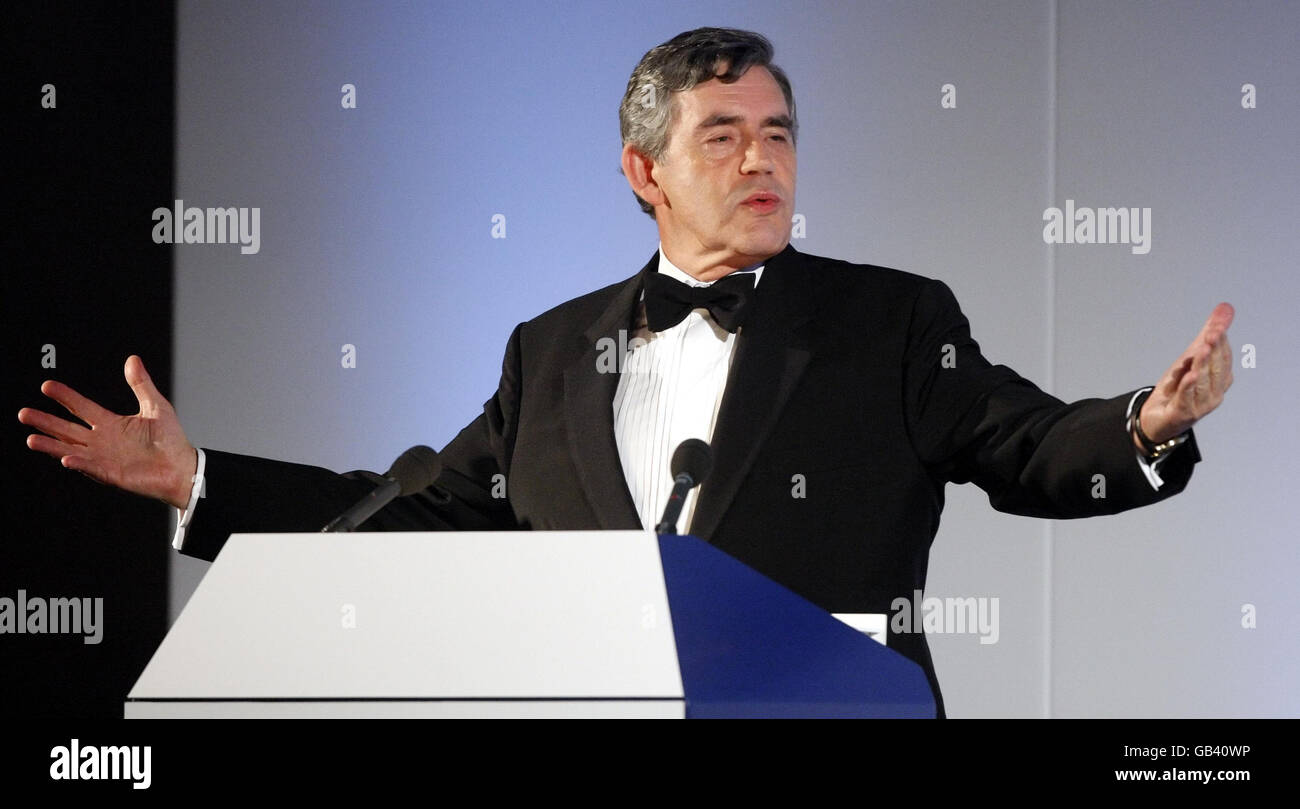 Le Premier ministre Gordon Brown prononce un discours devant le CBI écossais à l'hôtel Hilton de Glasgow. Banque D'Images