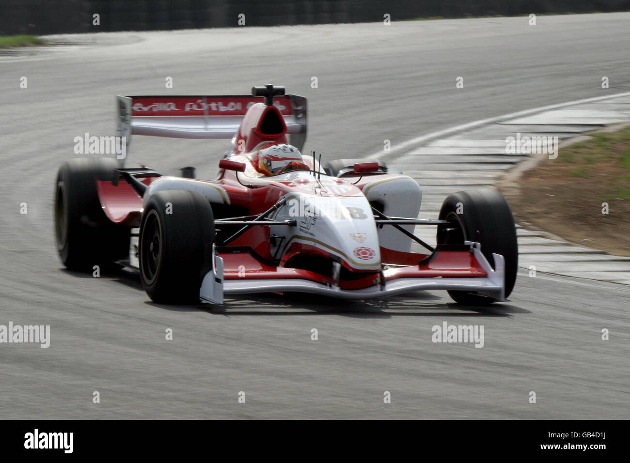 Motor Racing - SuperLeague Formula - Race - Donington Park. Borja Garcia du Sevilla FC Banque D'Images