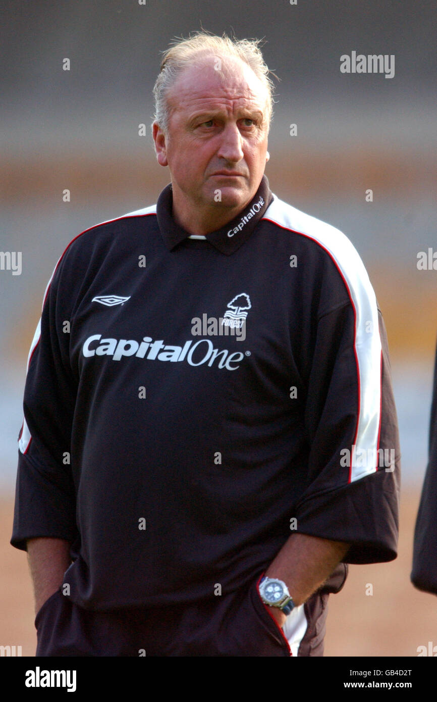 Football - Carling Cup - première partie - Port Vale contre la forêt de Nottingham. Paul Hart, directeur de la forêt de Nottingham Banque D'Images