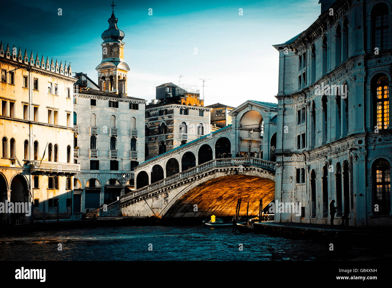 Ponte di Rialto, le pont du Rialto, le Grand Canal, Venise, Vénétie, Italie, Europa Banque D'Images