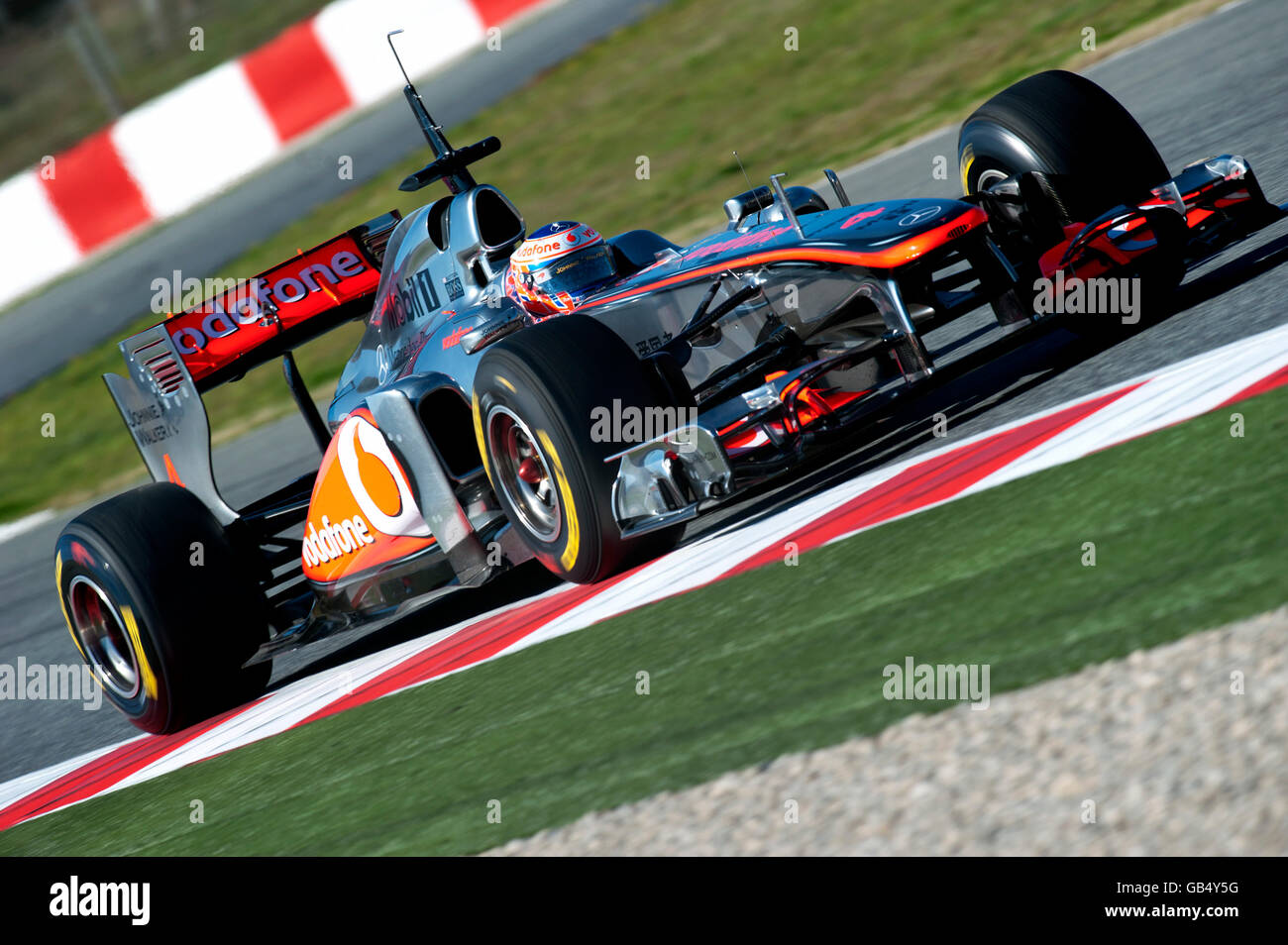 Jenson Button, Grande-Bretagne, dans sa McLaren-Mercedes MP4-26, la formule 1 essais au Circuit de Catalogne dans Banque D'Images