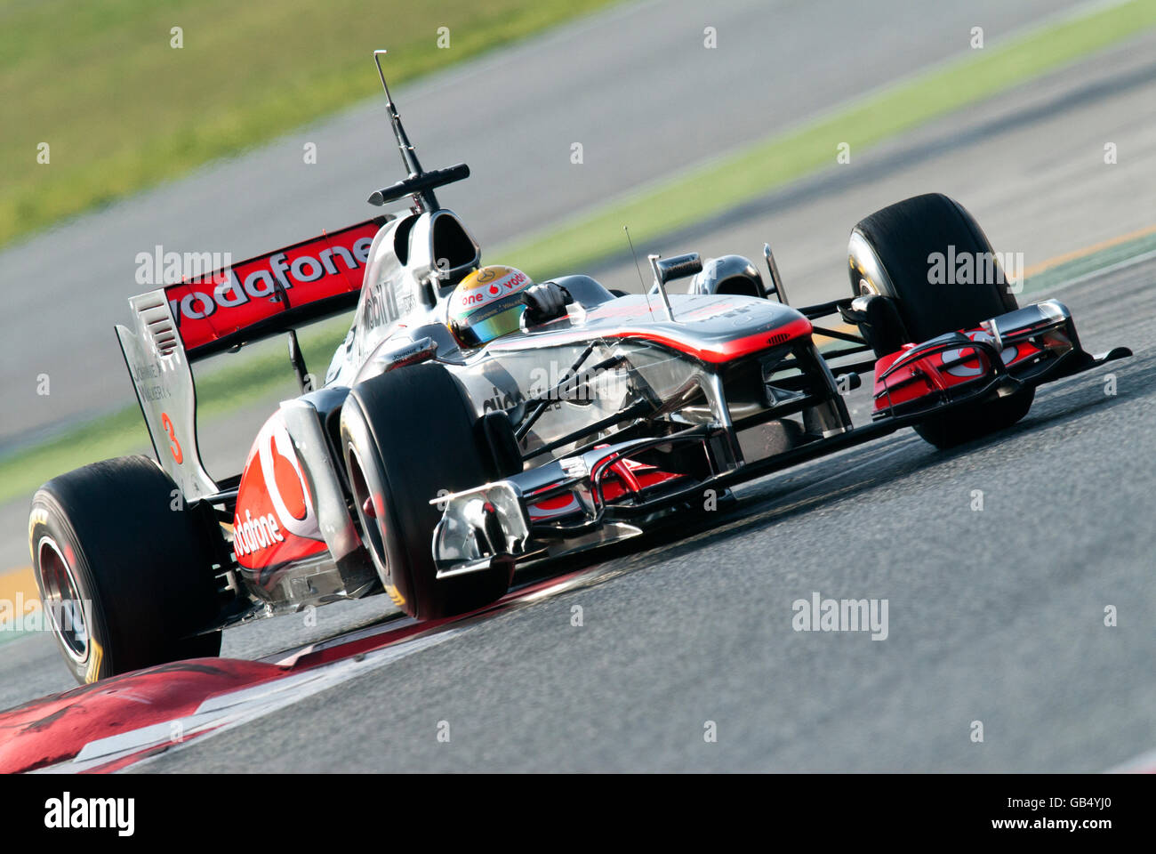 Le pilote britannique Lewis Hamilton au volant de sa McLaren-Mercedes MP4-26 voiture, sport automobile, la formule 1 sur le circuit de test Banque D'Images