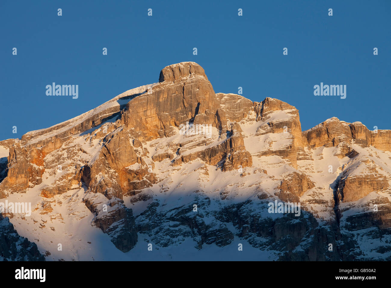 Dolomites dans la soirée la lumière, Abtei, Badia, vallée Gadertal, province de Bolzano-Bozen, Italie, Europe Banque D'Images