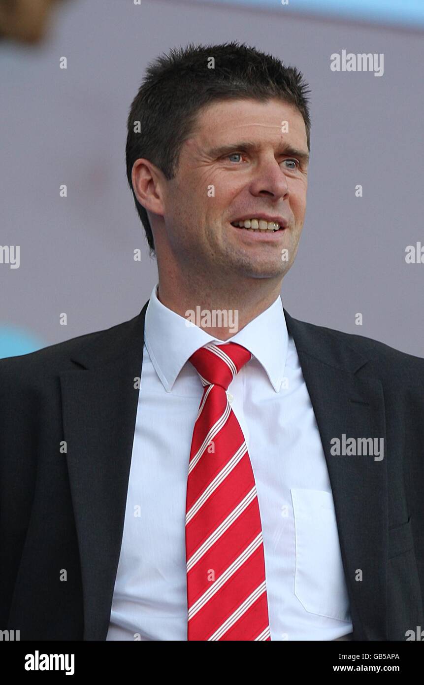 Football - Barclays Premier League - Aston Villa / Sunderland - Villa Park. Niall Quinn, président de Sunderland, dans les tribunes Banque D'Images