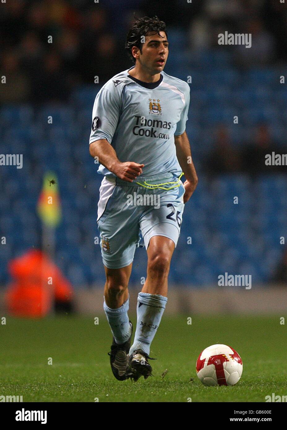 Football - coupe de l'UEFA - Premier tour - deuxième étape - Manchester City / Omonia Nicosia - City of Manchester Stadium. Tal Ben-Haim, Manchester City Banque D'Images