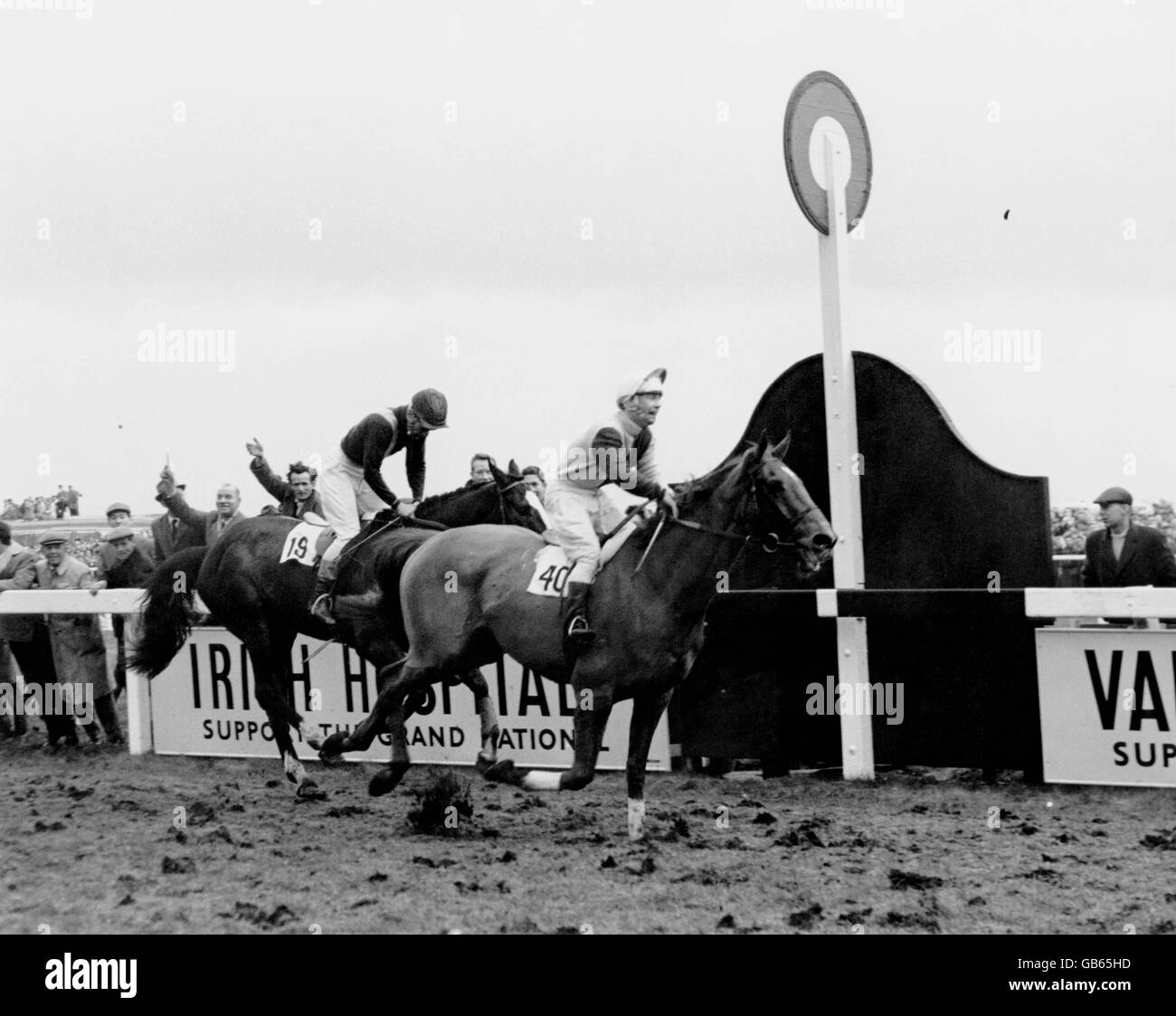 Les courses de chevaux - le Grand National Aintree - Banque D'Images