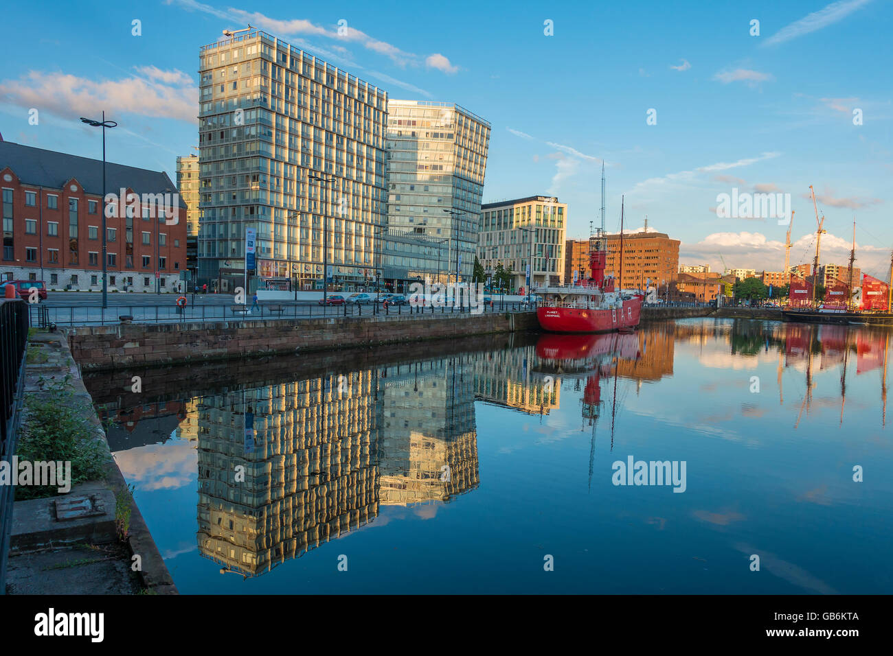 Canning Dock et Strand Street Liverpool Angleterre Banque D'Images