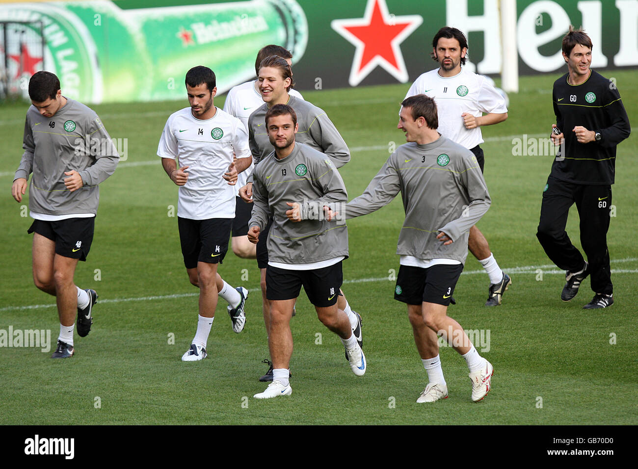 Football - Ligue des Champions - Groupe E - Villarreal v Celtic - Formation Celtique - l'Estadio El Madrigal Banque D'Images