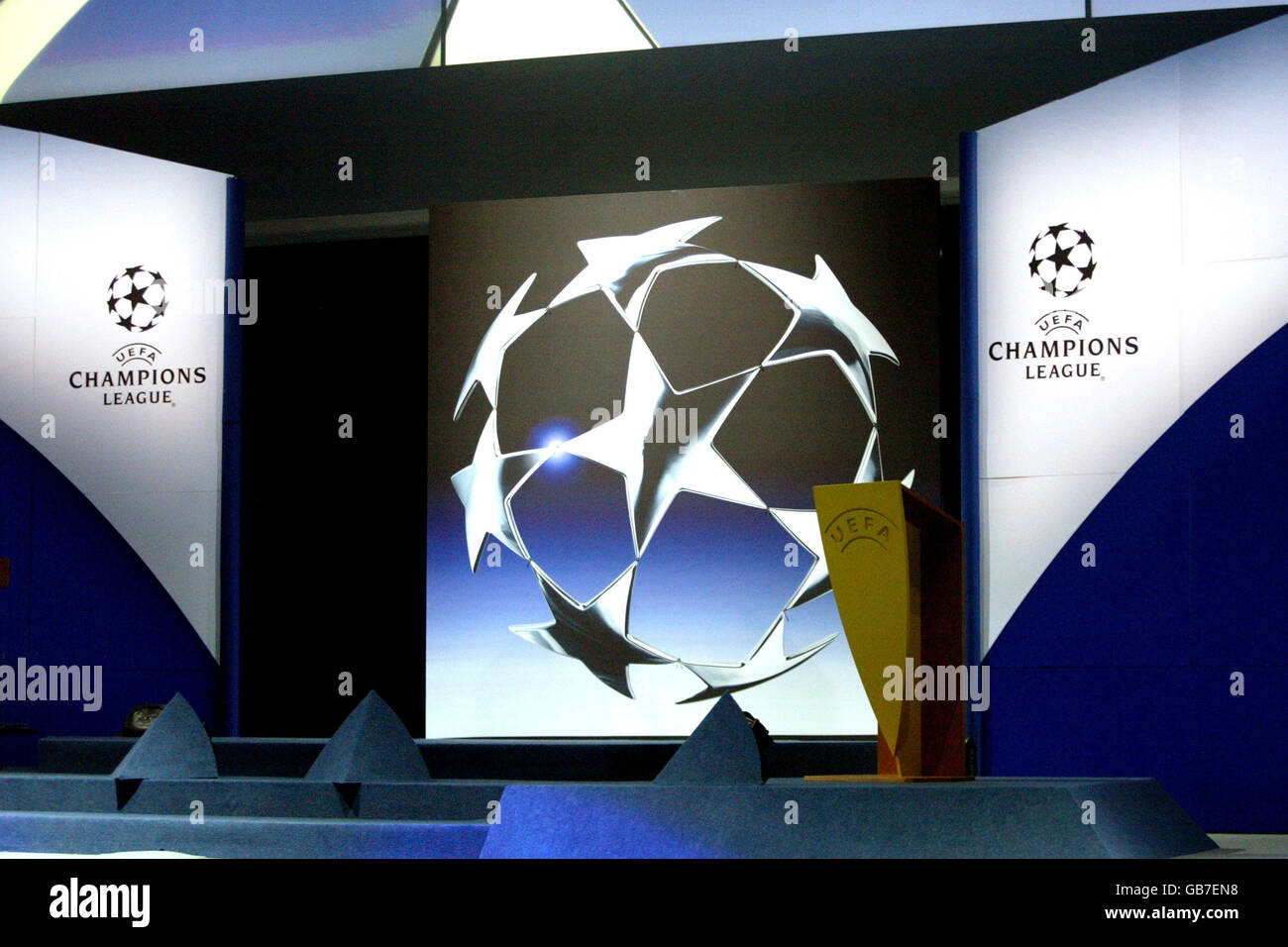 Football - UEFA Champions League - lancement de la marque.Le lancement du logo Starball Banque D'Images