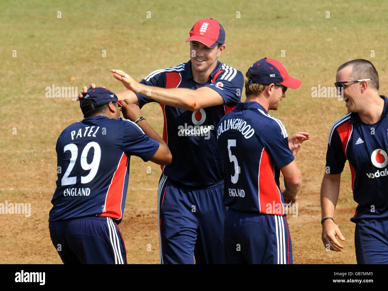 Cricket - Warm Up Match - Mumbai Cricket Association President's XI v Angleterre XI - Stade Brabourne - Mumbai Banque D'Images